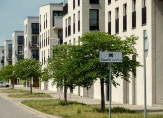 Zmiana pasa ruchu krok po kroku: najczęstsze błędy i skuteczne sposoby ich unikania