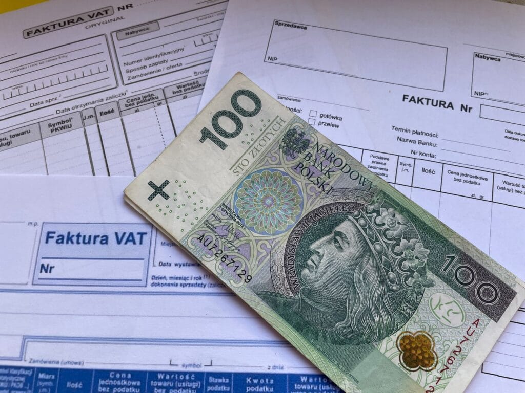 Jeden dzień bez OC – jak UFG wykrywa przerwę i od czego zależy wysokość opłaty?